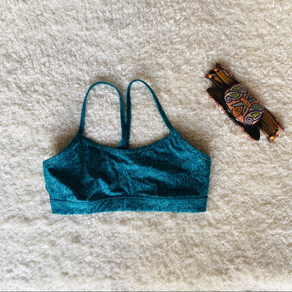 Lululemon green sport bra